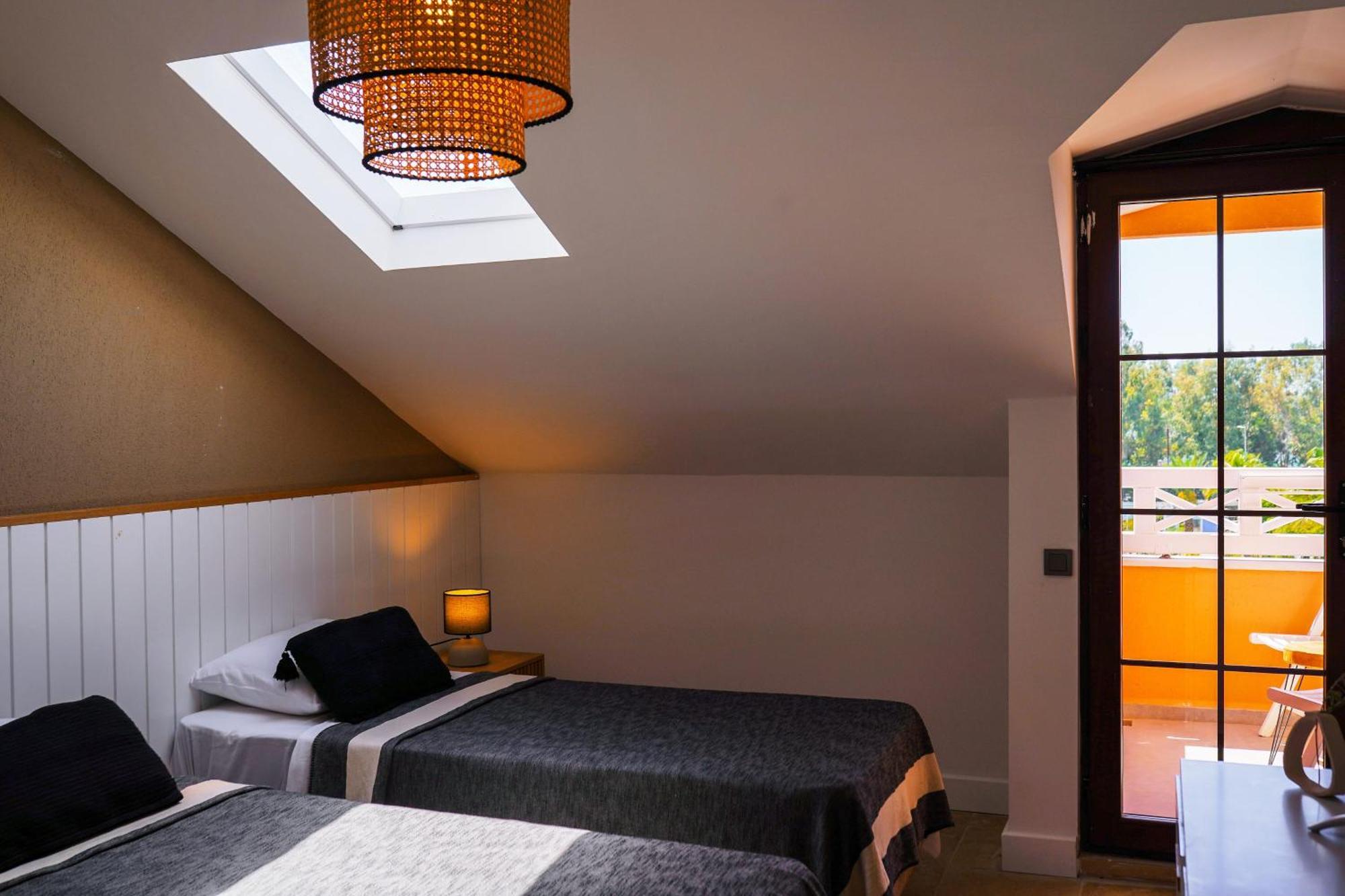 Hotel Club-E Fethiye Rum bild